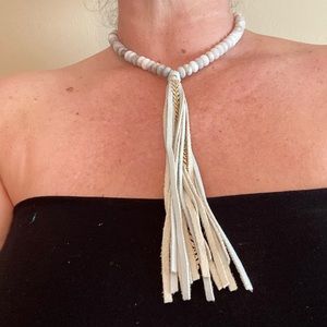 Choker beaded necklace with leather drop